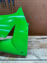 2006.2007 KAWASAKI NINJA ZX10R OEM LEFT MID UPPER SIDE FAIRING COWL PLASTIC