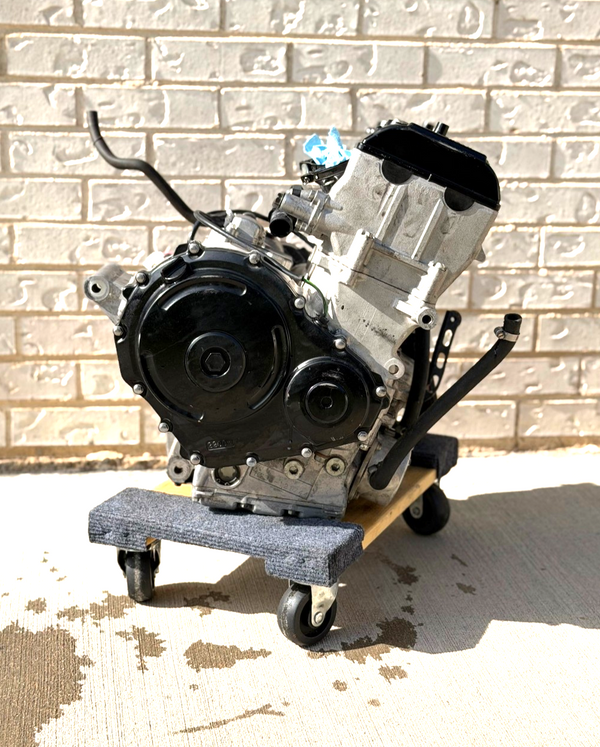 2006-2007 GSXR 600 FULL ENGINE MOTOR TRANSMISSION 8K MILES *GOOD AND RUNNING*