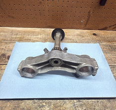 2006-2007 OEM KAWASAKI NINJA ZX-10R - LOWER BOTTOM TRIPLE TREE FORK TREE CLAMPS