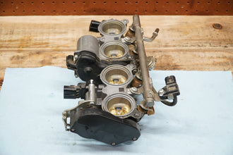 08-16 OEM YAMAHA YZF R6 MAIN FUEL GAS PETROL INJECTOR THROTTLE BODIES BODY RAIL