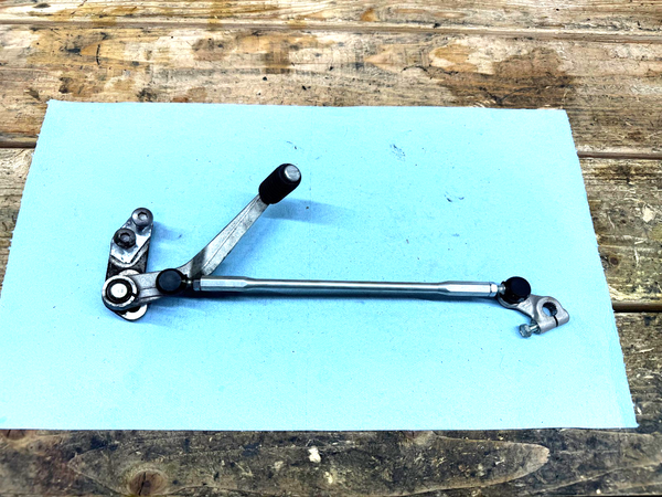 2006-2014 OEM SUZUKI GSXR 600 750 SHIFTER LINKAGE SHIFT LINK PEDAL & BRACKET