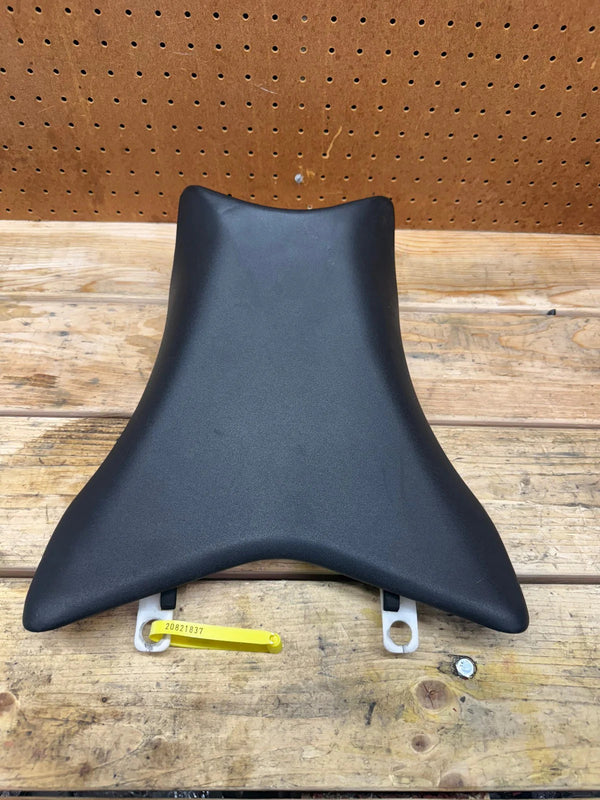 2016-2020 OEM KAWASAKI NINJA ZX10R OEM FRONT SEAT SADDLE PILLION 53066-0601