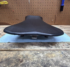 2006-2007 OEM YAMAHA YZF R6 - MAIN SEAT PILLON CUSHION