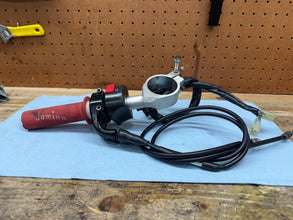 17-20 OEM YAMAHA YZF R6 RIGHT CLIPON HANDLEBAR W/ KILL SWITCH CONTROLS & CABLES