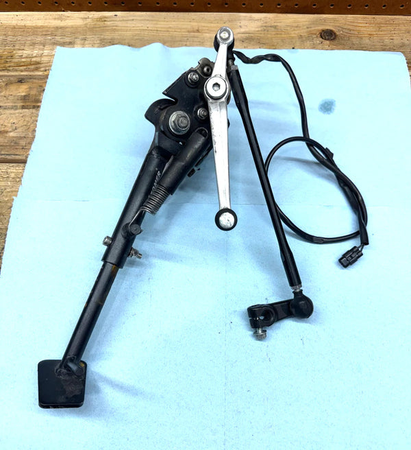 17-21 OEM YZF R6 R6R OEM SHIFTER LINKAGE W/ AFTERMARKET KICKSTAND