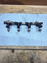 2001-2003 OEM SUZUKI GSXR600/750 - FUEL INJECTORS & FUEL RAIL