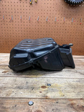 2019-2025 KAWASAKI NINJA ZX6R ZX636 OEM AIRBOX ENGINE AIR INTAKE FILTER BOX