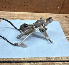 2006-2007 OEM YAMAHA YZF R6 - RIGHT REARSET AND BRAKE PEDAL/SENSOR