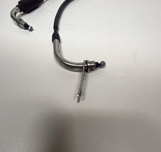 11-25 OEM SUZUKI GSXR600/750 - THROTTLE CABLES