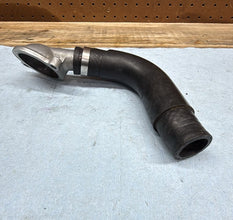 08-16 OEM YAMAHA R6 - THERMOSTAT HOUSING HOSE