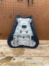 2005-2006 OEM SUZUKI GSXR 1000 GSXR1000 DRIVER FRONT SEAT SADDLE