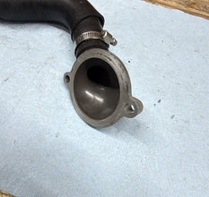 08-16 OEM YAMAHA R6 - THERMOSTAT HOUSING HOSE