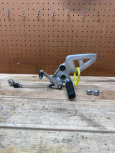1999-2007 OEM SUZUKI HAYABUSA LEFT REARSET REAR SET FOOT PEG W SHIFTER & BOLTS