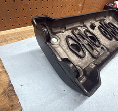 2006-2007 OEM SUZUKI GSX-R600 - VALVE COVER CYLINDER HEAD COVER MOTOR ENGINE