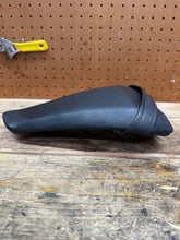 17-24 YAMAHA YZF R6 OEM REAR BACK PASSENGER TANDEM SEAT PAD SADDLE PILLION