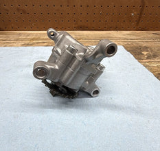 2008-2016 OEM YAMAHA YZF R6 - OIL PUMP ENGINE MOTOR PUMP