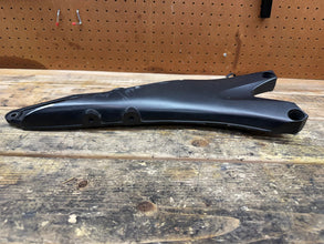 2006-2007 OEM SUZUKI GSXR 600 GSXR 750 RIGHT SIDE SUBFRAME SUB FRAME SIDE