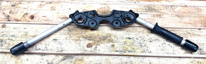 2008-2018 OEM SUZUKI HAYABUSA 1300R TOP TRIPLE CLAMP WITH CLIPONS