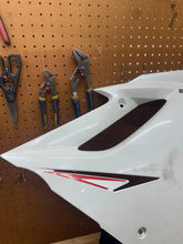 2006-2012 OEM TRIUMPH DAYTONA 675 675R RIGHT SIDE BODY PANEL FAIRING WHITE COWL