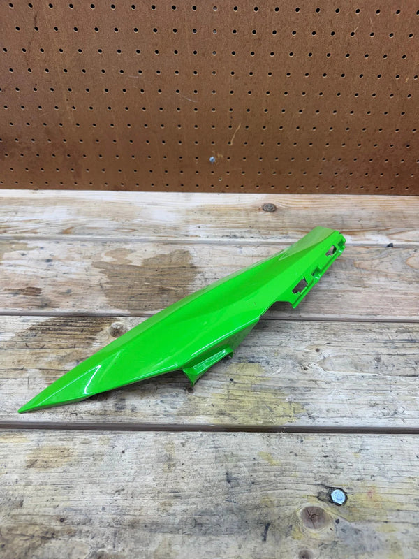 2016-2020 OEM KAWASAKI ZX10R RIGHT REAR TAIL FAIRING