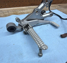 2006-2007 OEM YAMAHA YZF R6 - RIGHT REARSET AND BRAKE PEDAL/SENSOR