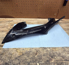 2008-2016 YAMAHA YZF R6 - LEFT FRONT UPPER MID SIDE FAIRING COWL