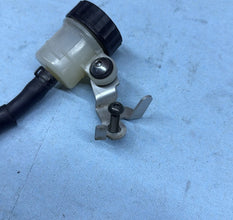 2006-2007 OEM YAMAHA YZF R6 - REAR BRAKE RESERVOIR / LINE & BRACKET
