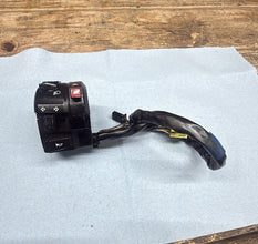 2006-2007 OEM SUZUKI GSX-R600/750 LEFT HORN HANDLEBAR CONTROLS