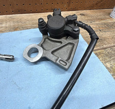 2006-2007 OEM YAMAHA YZF R6 - REAR CALIPER / MASTER AND RESERVOIR