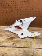 2005-2006 SUZUKI GSXR FRONT LEFT NOSE FAIRING WITH BLINKER