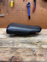 99-2007 OEM SUZUKI HAYABUSA REAR BACK PASSENGER TANDEM SEAT PAD SADDLE PILLION