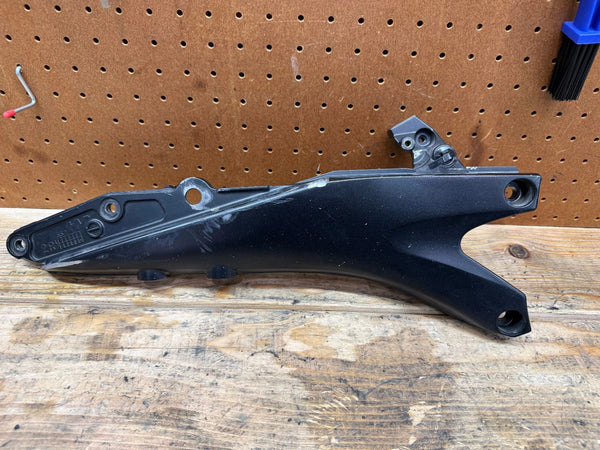 2006-2007 OEM SUZUKI GSXR 600 GSXR 750 RIGHT SIDE SUBFRAME SUB FRAME SIDE
