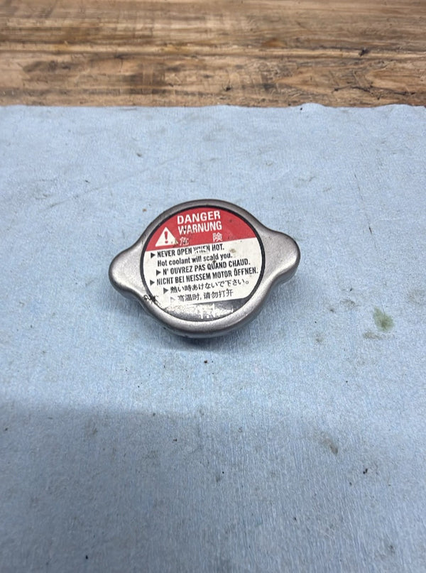 2008-2016 OEM YAMAHA YZF R6 - THERMOSTAT CAP