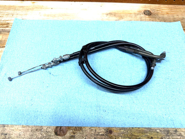 2004-2005 OEM SUZUKI GSXR 600/750 OEM THROTTLE CABLES WIRES