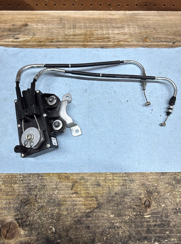 08-16 OEM YAMAHA R6 - SERVO MOTOR