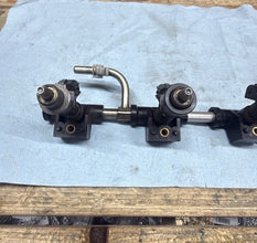 2001-2003 OEM SUZUKI GSXR600/750 - FUEL INJECTORS & FUEL RAIL
