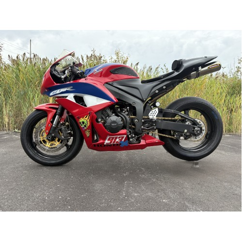 76-0338SN 2007-12 Honda CBR600RR Slipon w/. Stainless Steel Under Tail - Black Ceramic Tip