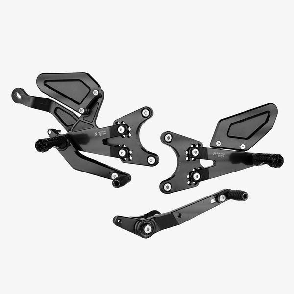 Adjustable Rearsets - Yamaha YZF R1 with OEM Akrapovich exhaust